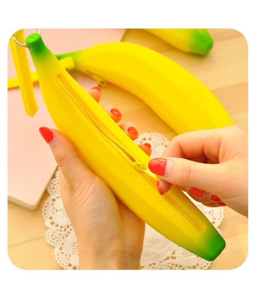     			Silicone banana shape pouch
