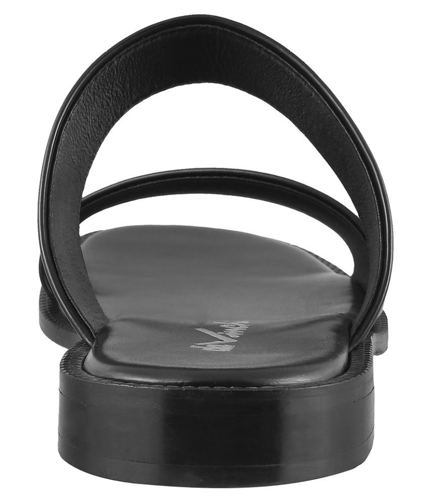 DAVINCHI Davinchi Men Black Leather Sandals Gray Sandals - Buy DAVINCHI  Davinchi Men Black Leather Sandals Gray Sandals Online at Best Prices in  India on Snapdeal