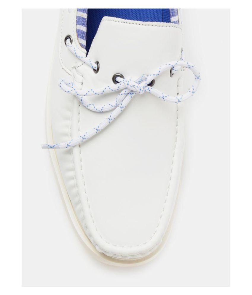 mast and harbour chappal