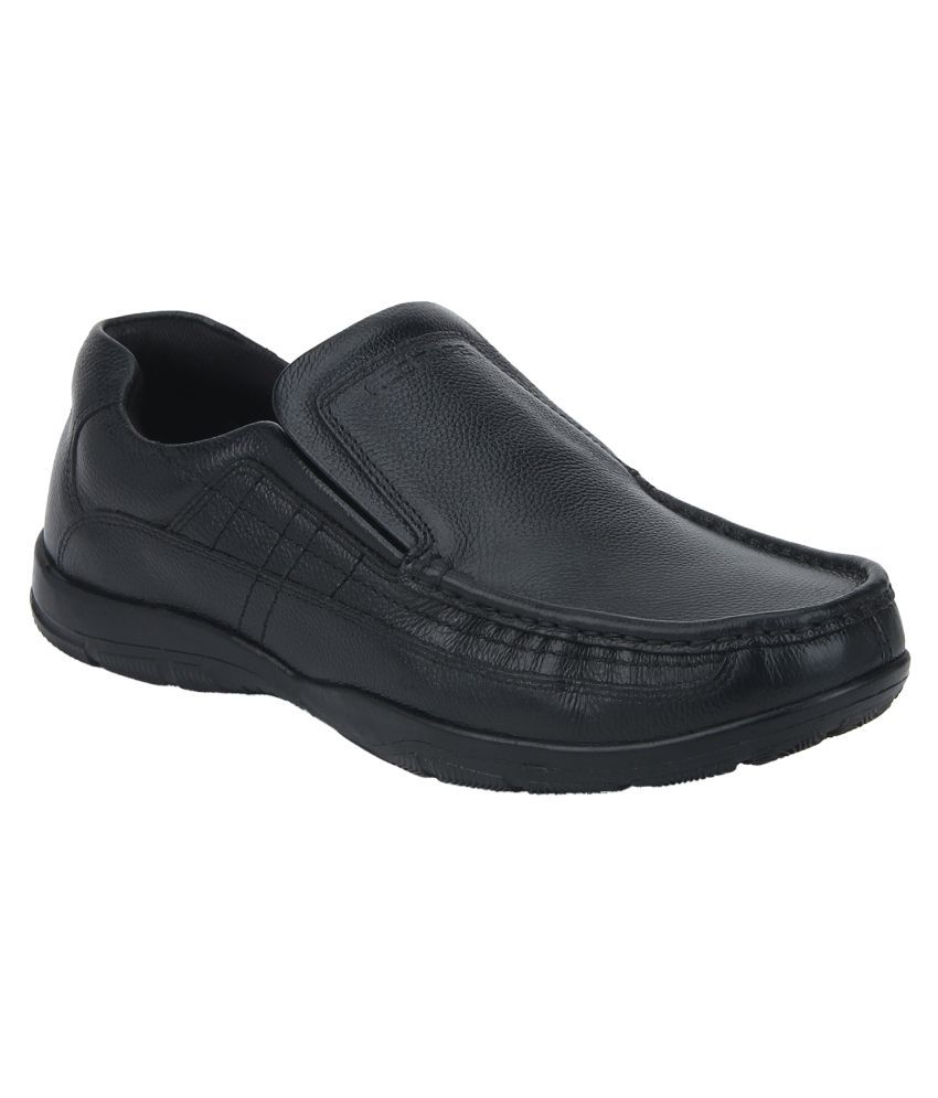 red tape shoes flat