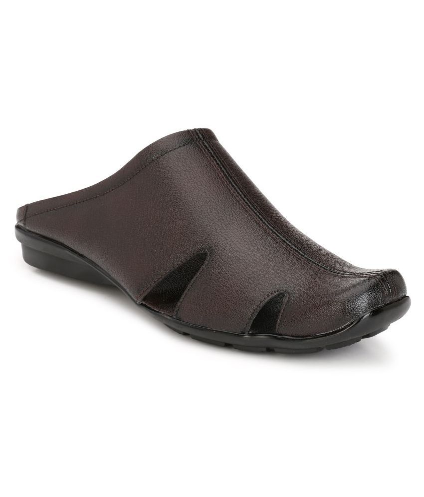 Triple-Strapped Brown Sandals for Men from Jodhpur