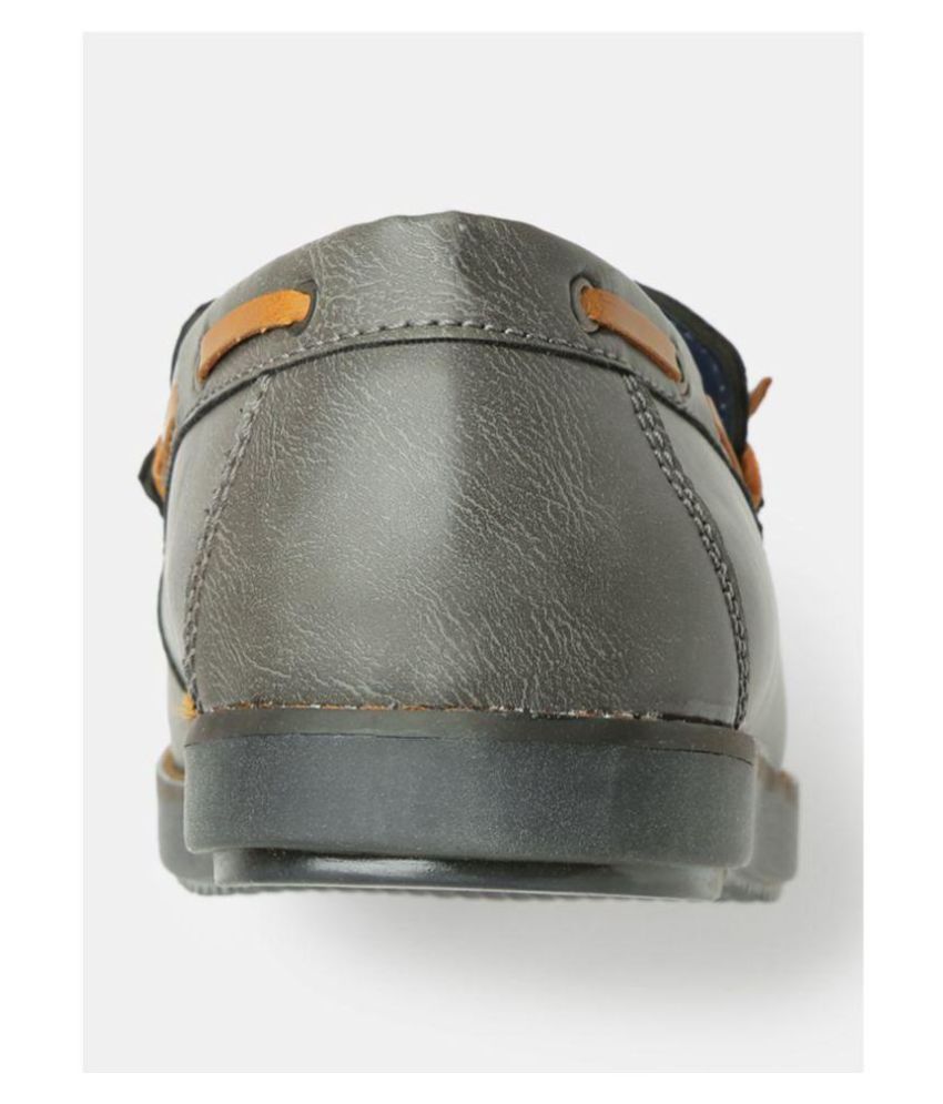 mast and harbour chappal