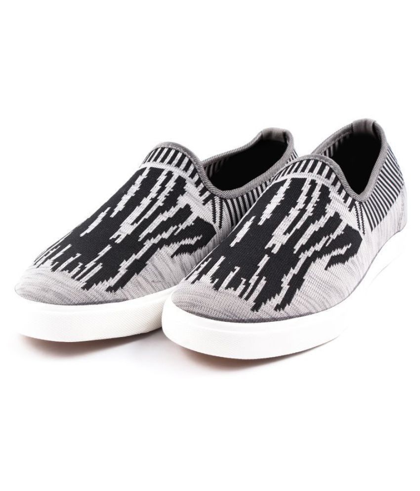 R-OFF SCRATCH Sneakers Multi Color Casual Shoes - Buy R-OFF SCRATCH ...