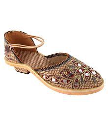 Ethnic Shoes: Buy Wedding Shoes for Women Online at Best Prices in ...