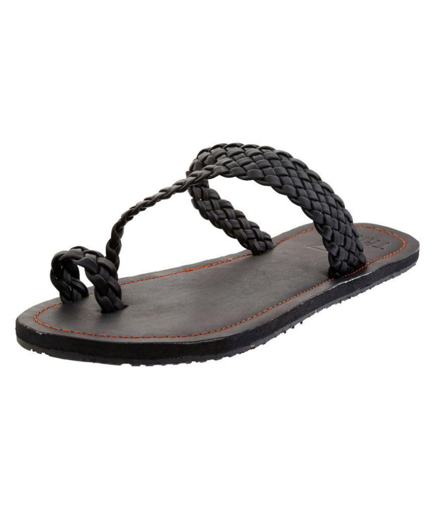 kolhapuri sandals