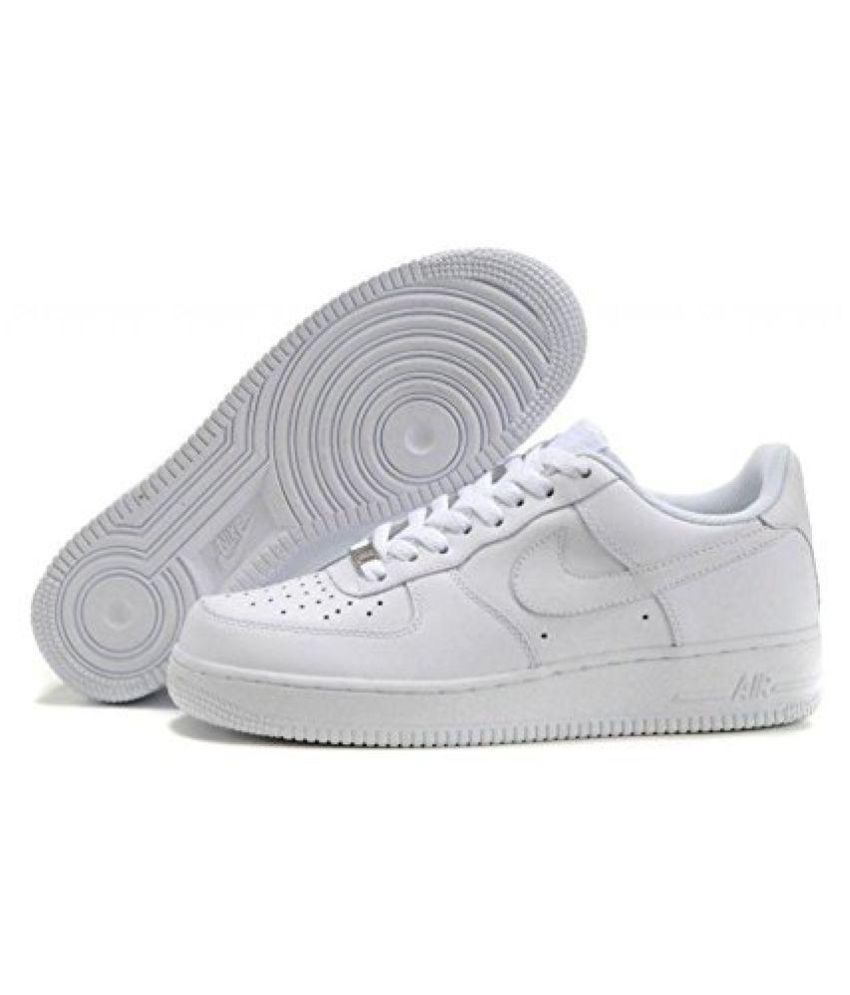 nike white shoes snapdeal