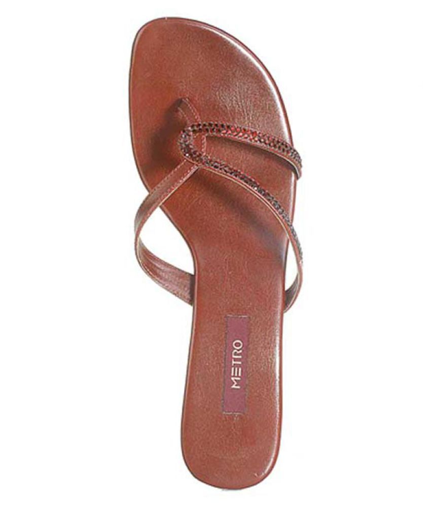 METRO MAROON Kitten Heels Price in India- Buy METRO MAROON Kitten Heels Online at Snapdeal