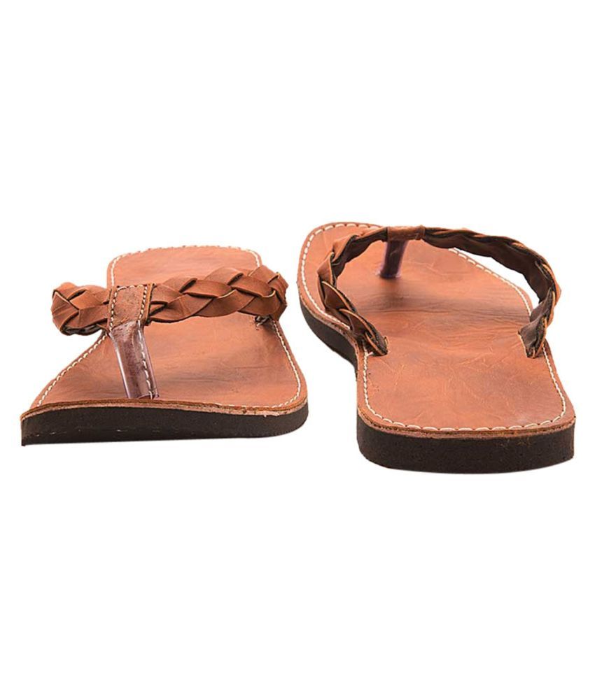 catwalk chappal price