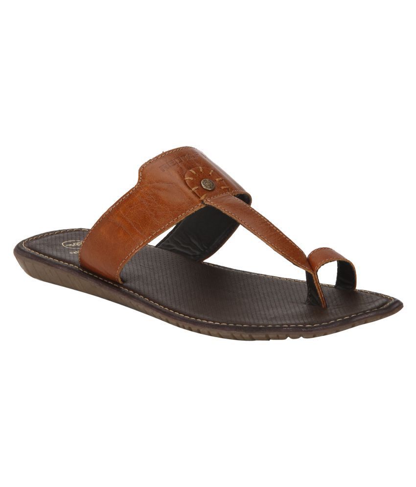 redtape sports sandals