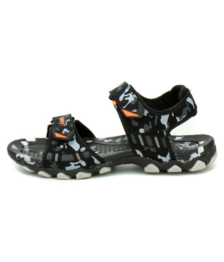brand of sandals in sm