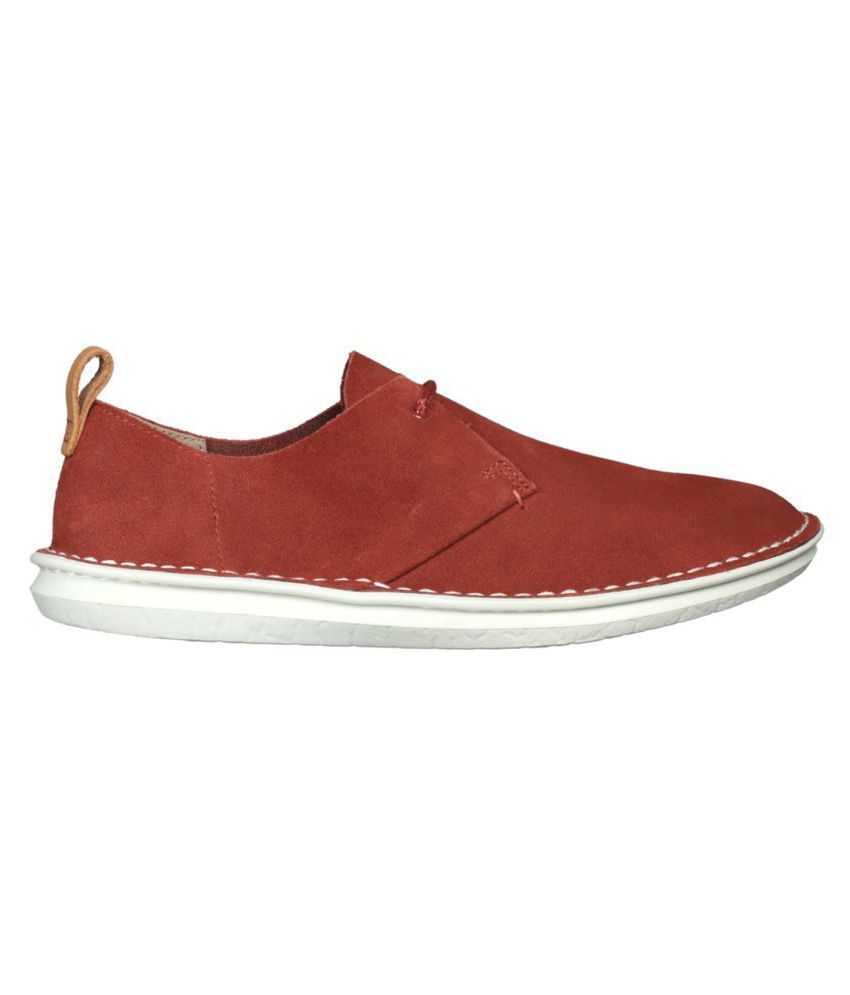 clarks red shoes