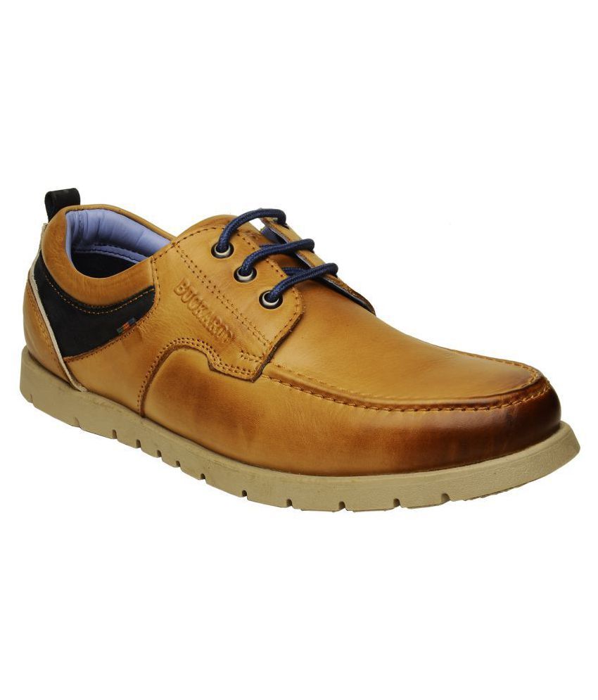 buckaroo tan loafers