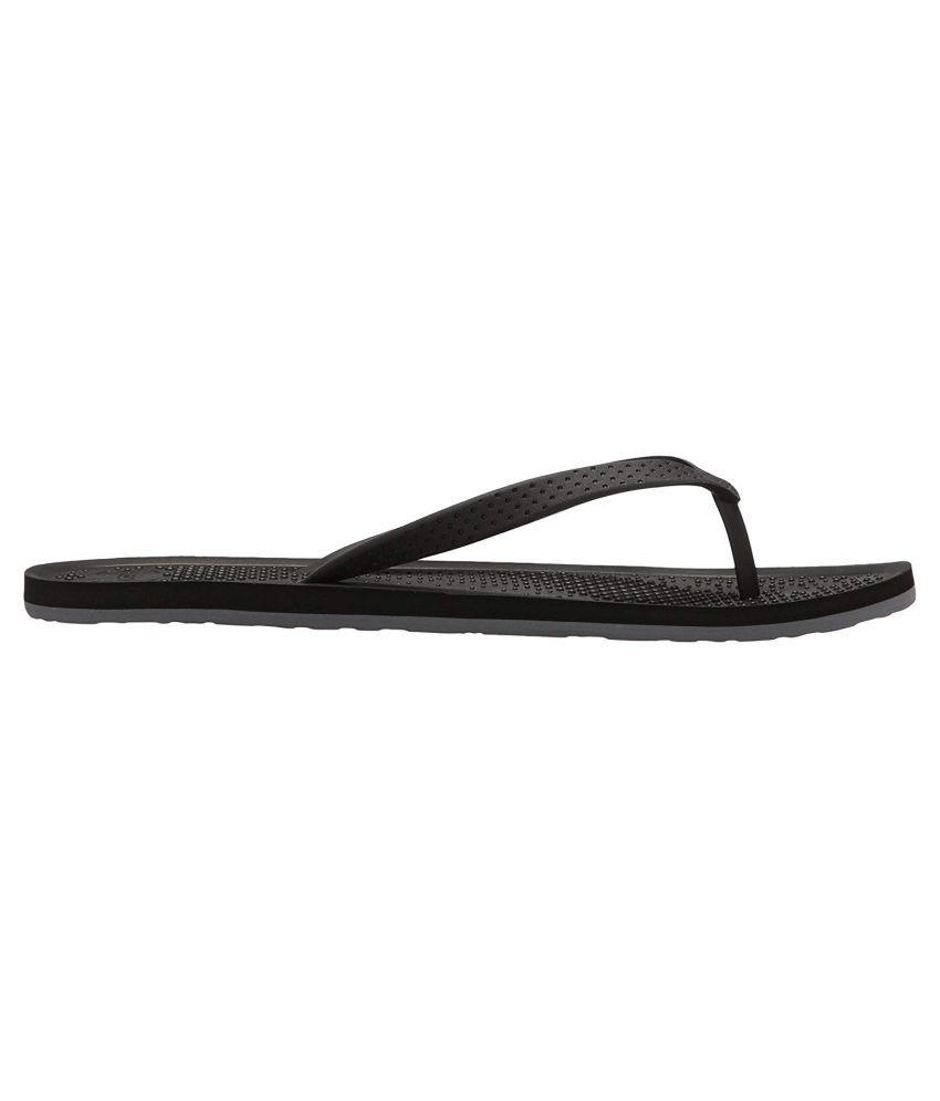 Under Armour Black Slippers Price in 