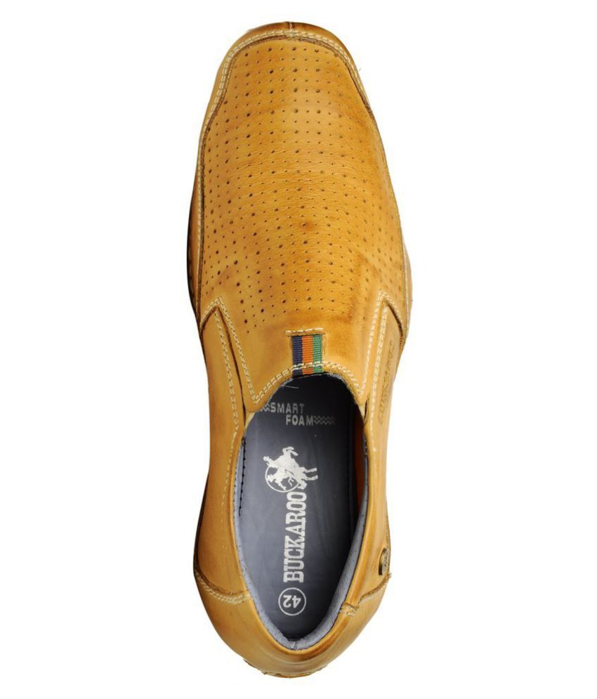 buckaroo tan loafers