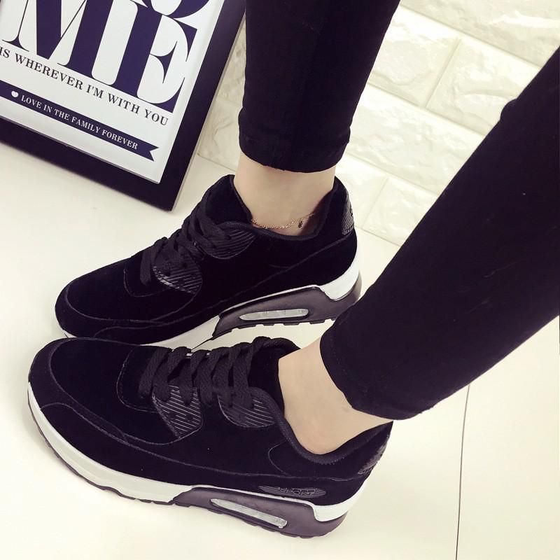 cushioned heel trainers