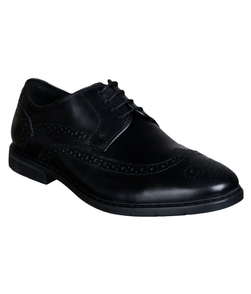 clarks black brogues
