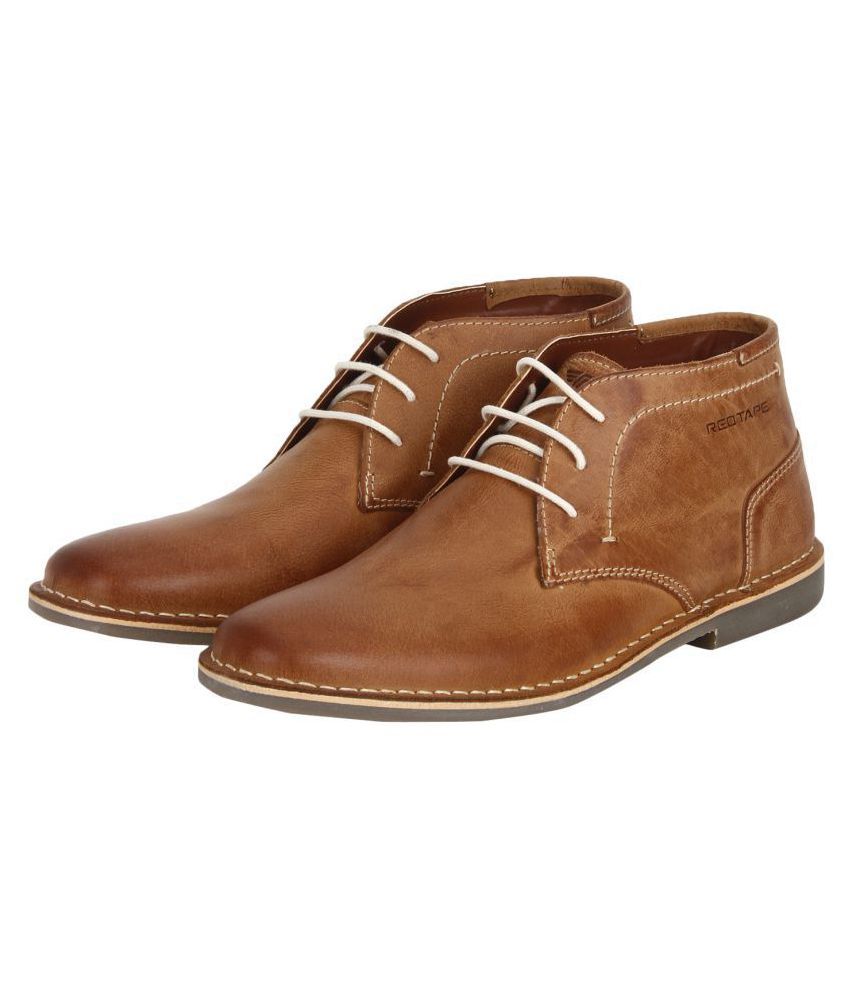 tan chukka