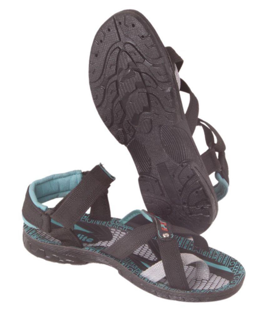 black chunky sporty sandals