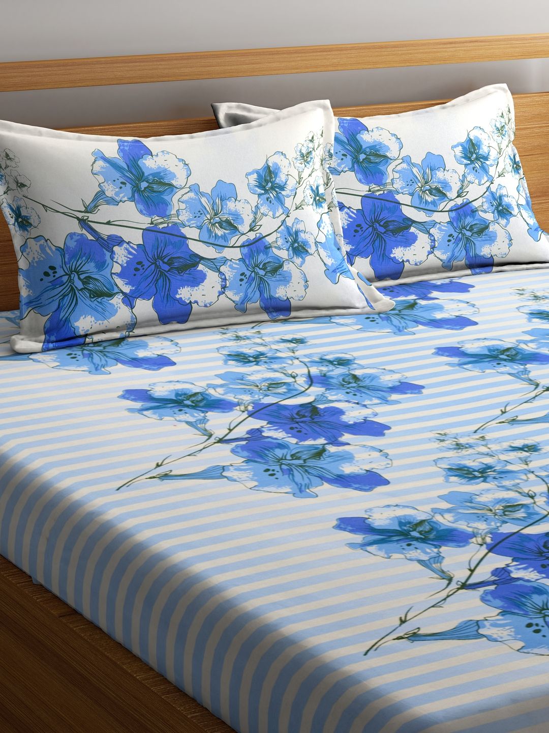 Bombay Dyeing Poly Cotton Double Bedsheet with 2 Pillow Covers ( 218 cm