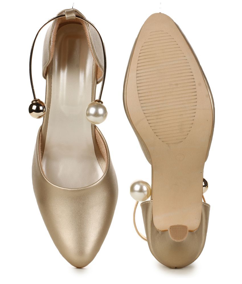 NAISHA Gold Kitten Heels Price in India- Buy NAISHA Gold Kitten Heels