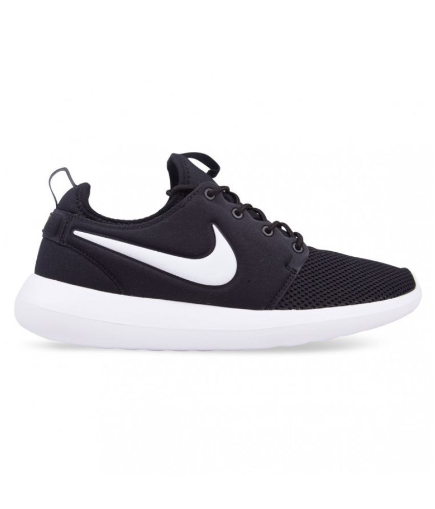 nike black running shoes price