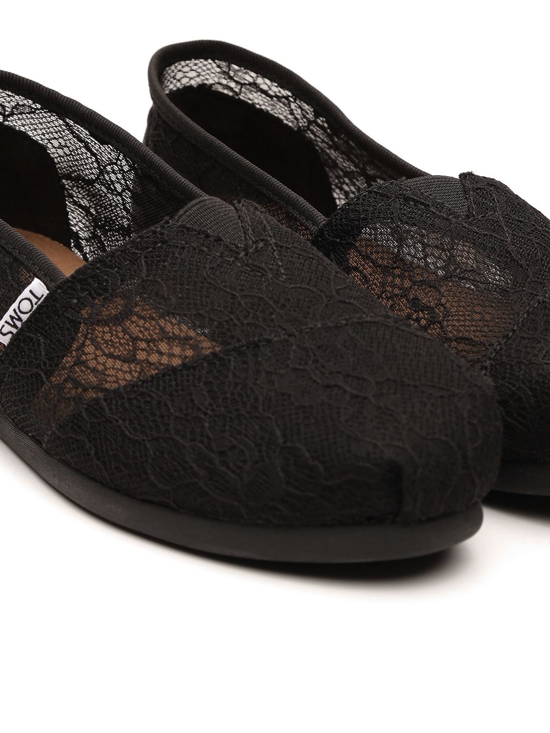 Toms Black Casual Shoes Price in India Buy Toms Black