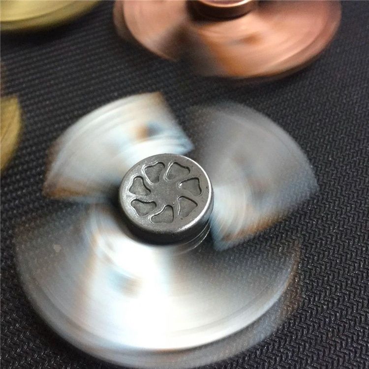 poker fidget spinner