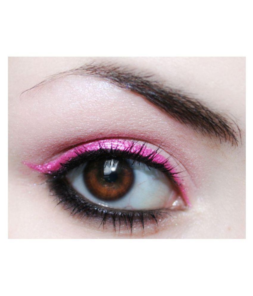 pink eyeliner