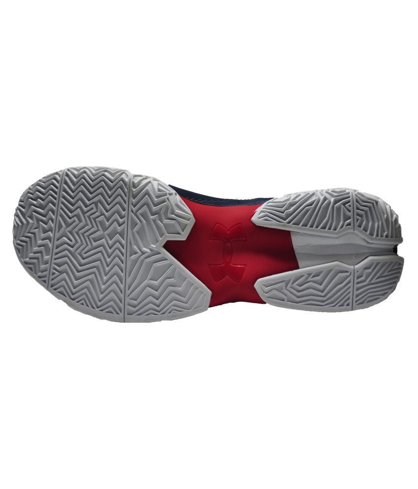 under armor basketball shoes white