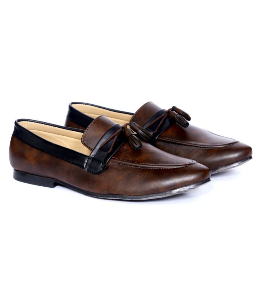 frye tassel loafer