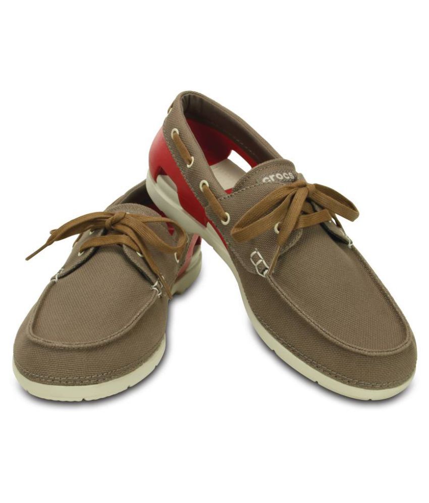 crocs beach boat shoes