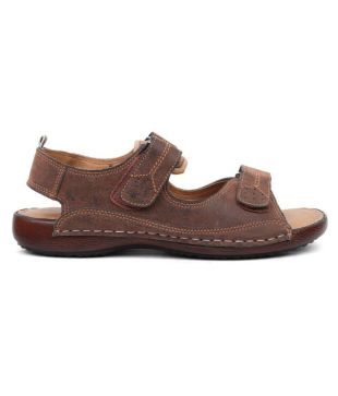 bata weinbrenner sandals