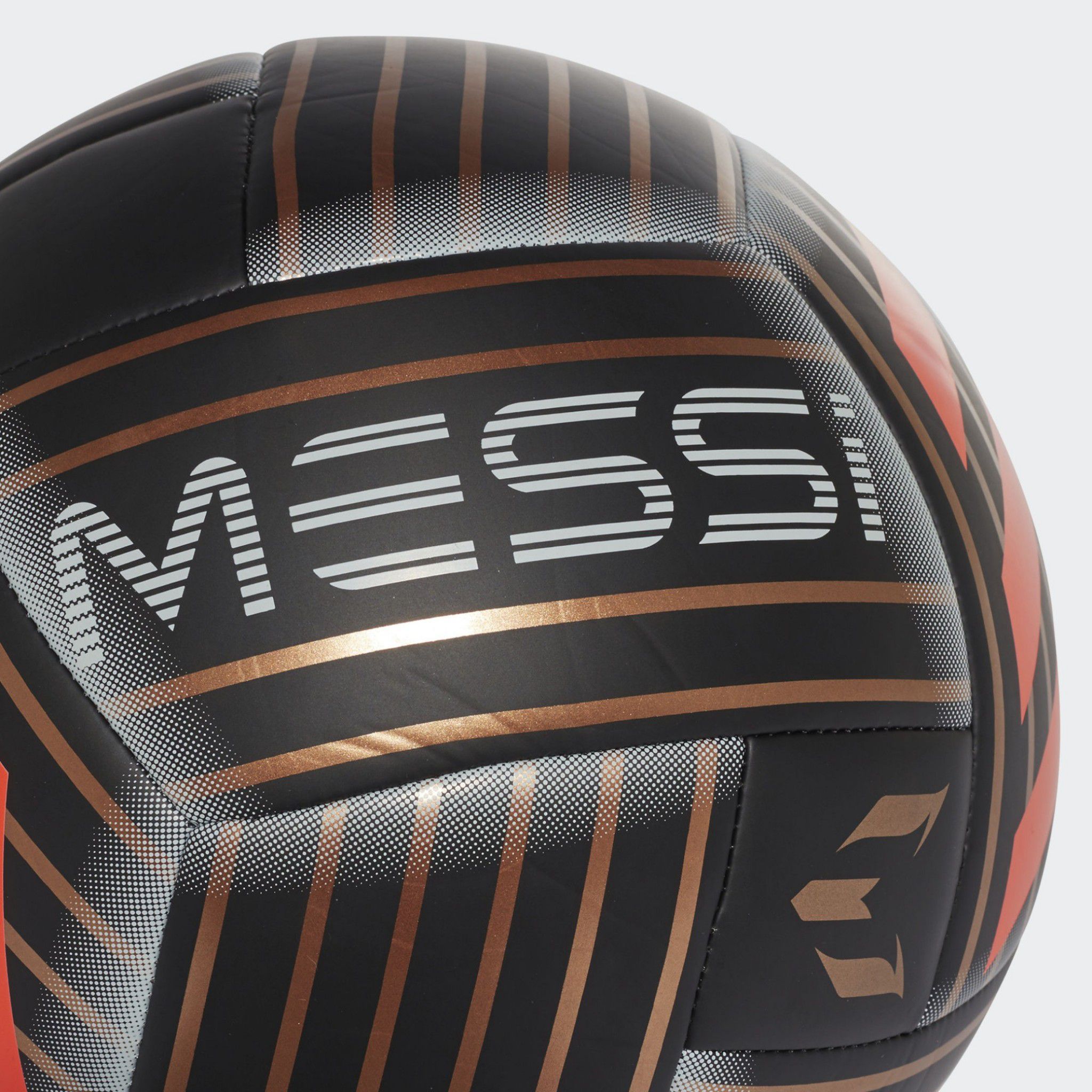 Adidas Messi Q1 Black Football / Ball Size- 5: Buy Online at Best Price on  Snapdeal