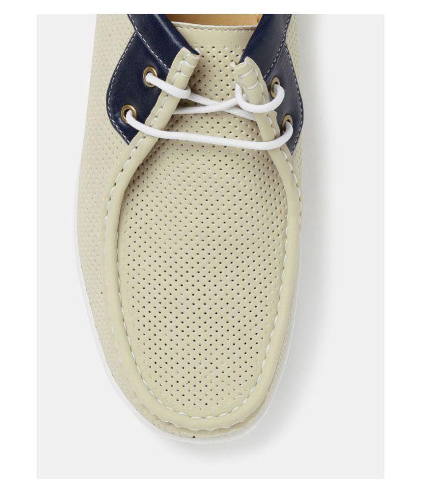 mast and harbour chappal