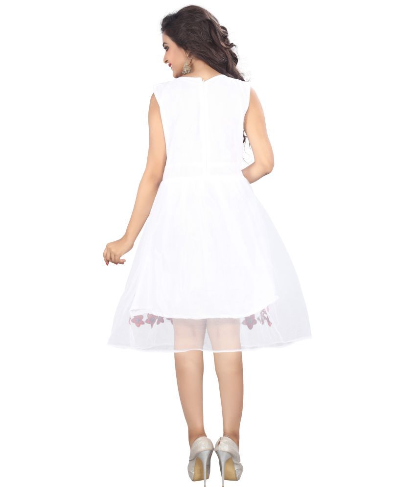 white dresses at fashion world