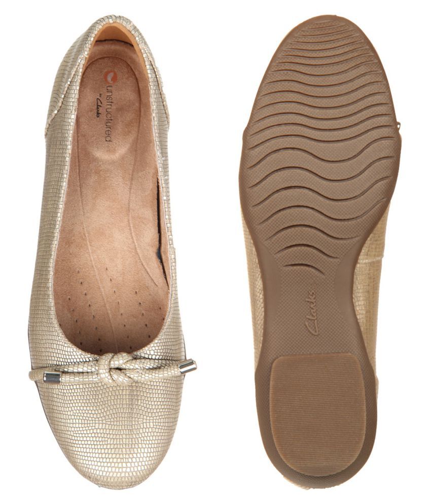 clarks ballerina pumps
