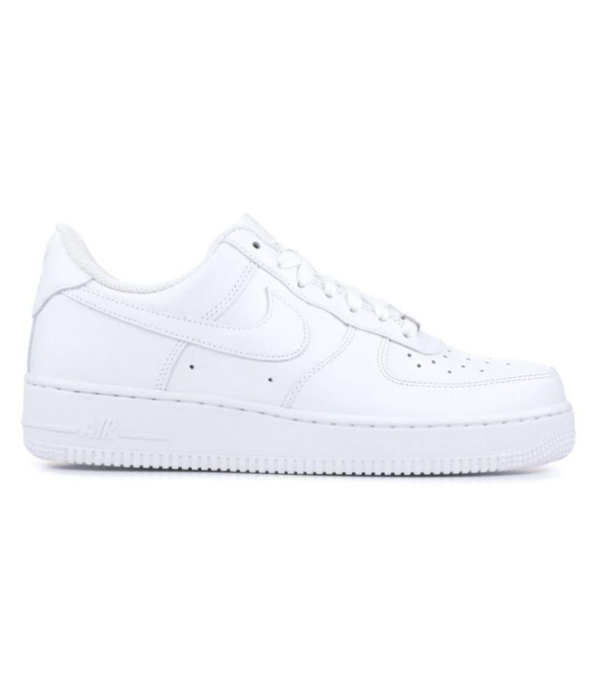 nike lifestyle white casual shoes