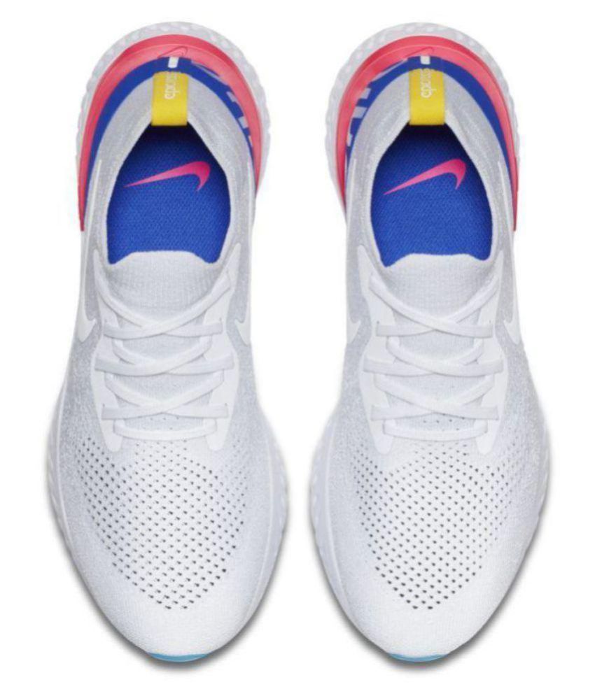 white nike runners men