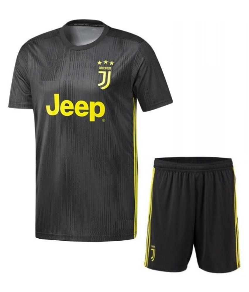 ronaldo jersey with shorts