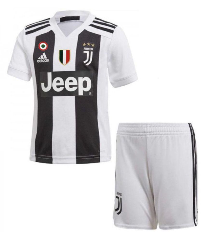 Juventus Ronaldo Jersey With Shorts Football Kit Buy Online at Best