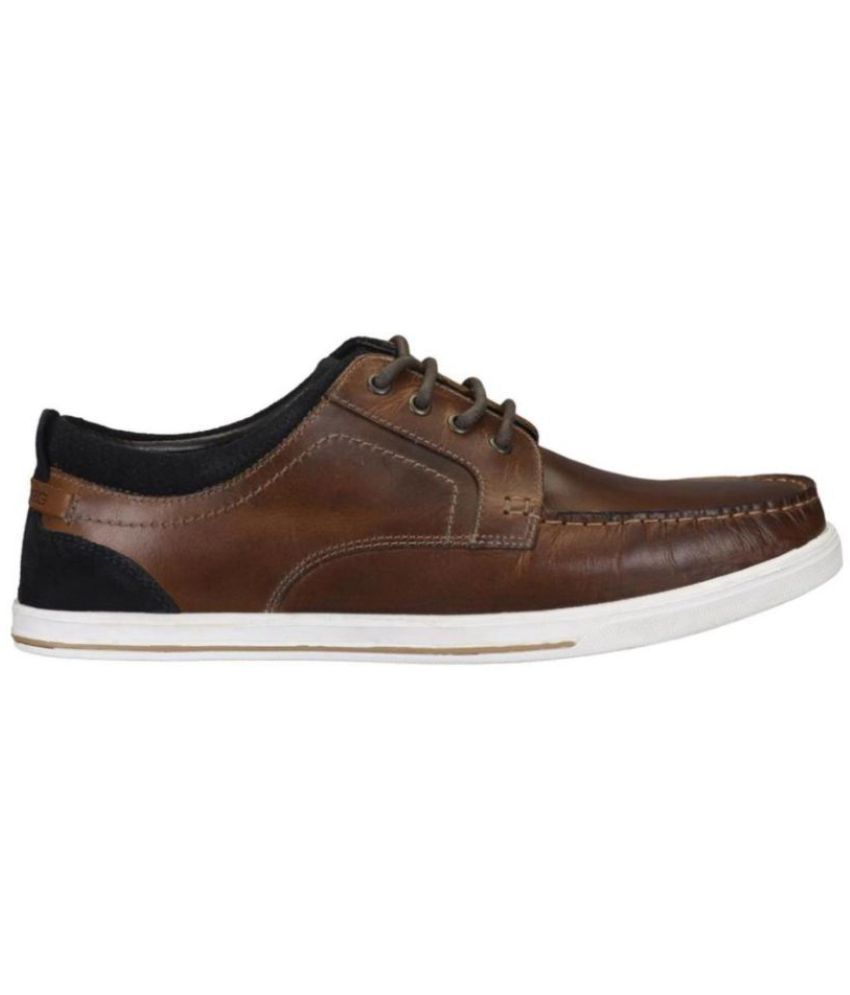 red tape shoes official site