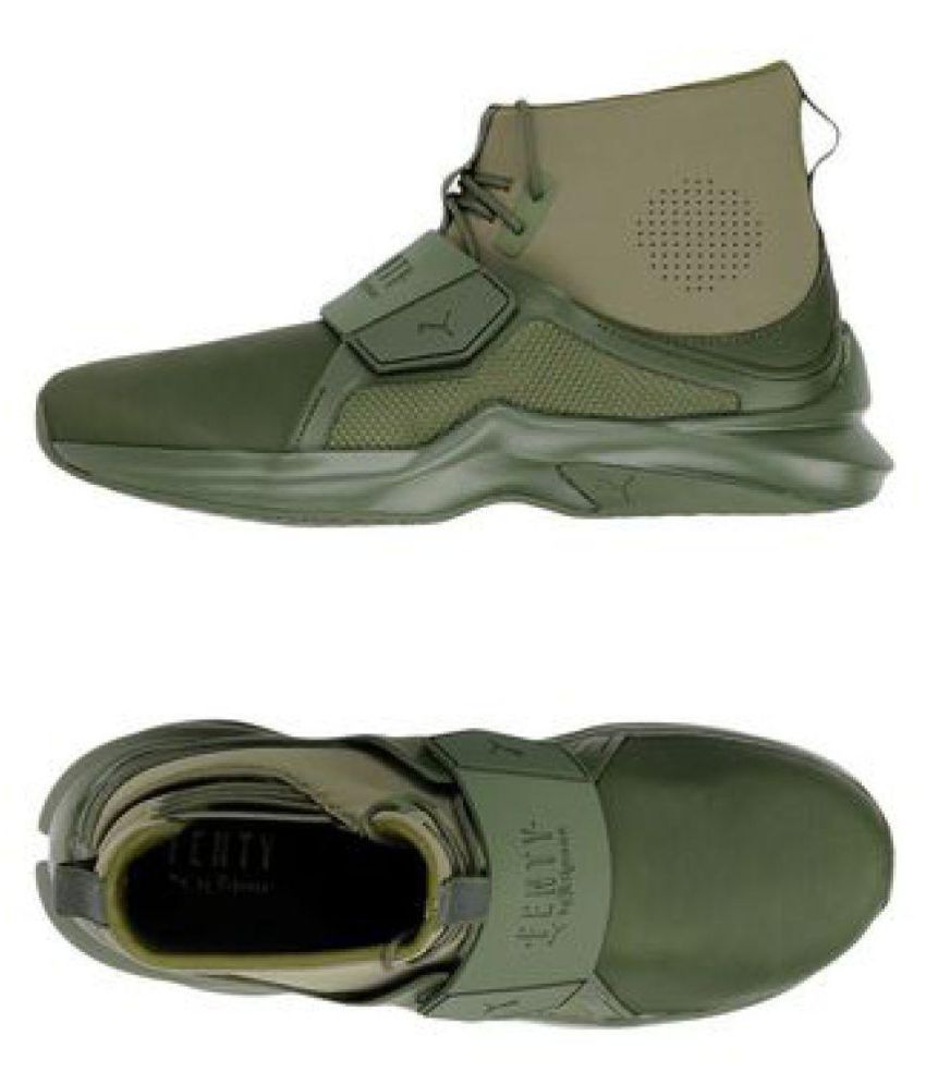 puma green colour shoes