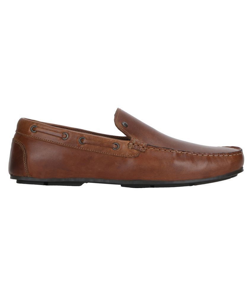 redtape brown loafers