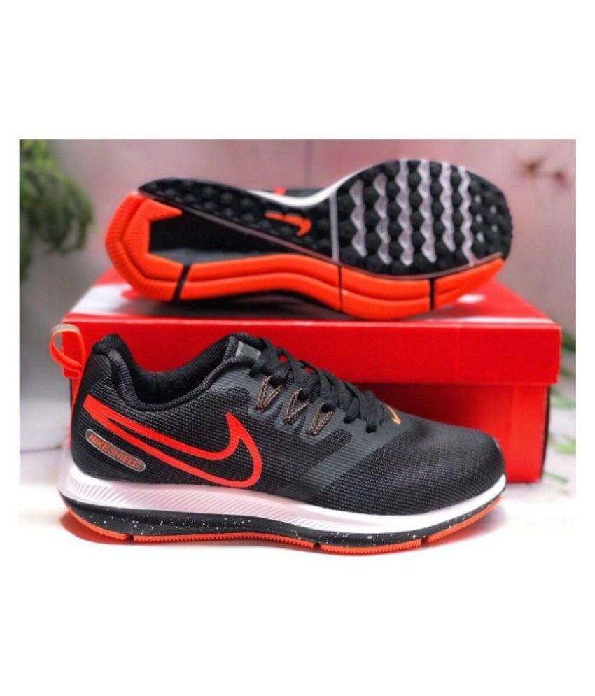Nike shield zoom winflo 4.5 Running Shoes Black: Buy Online at Best Price  on Snapdeal