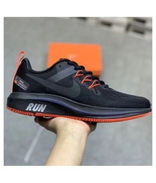 nike structure 15 black running shoes