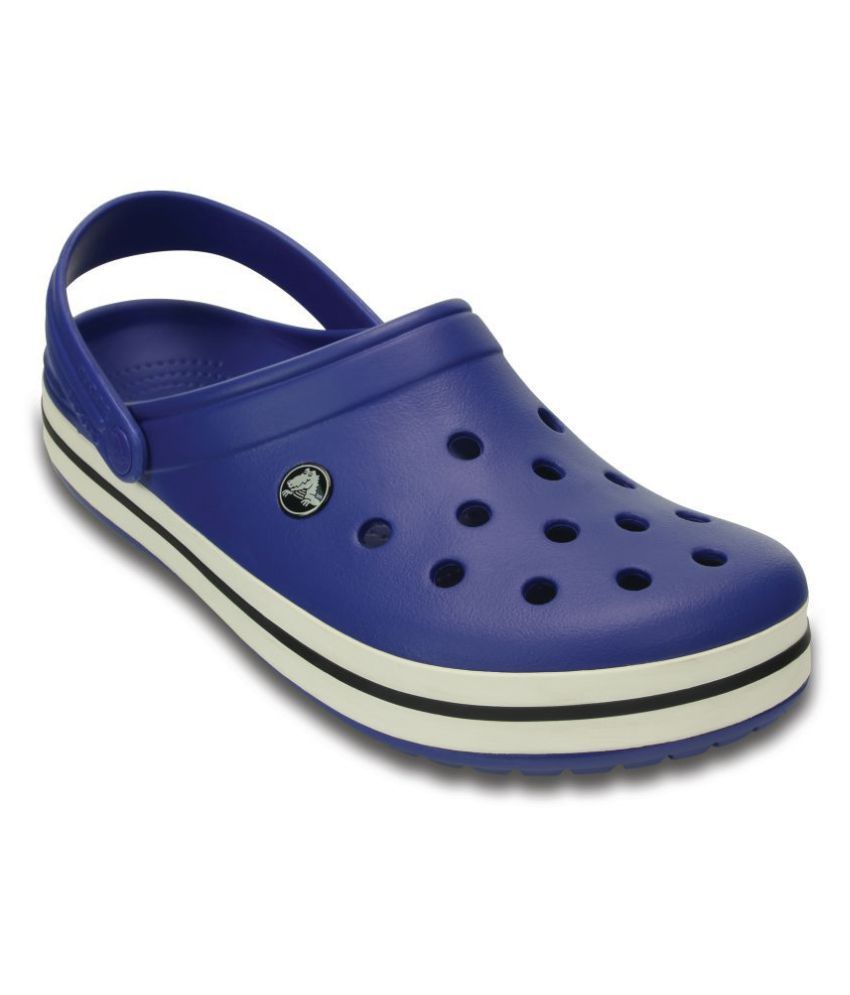 tan crocs with blue strap