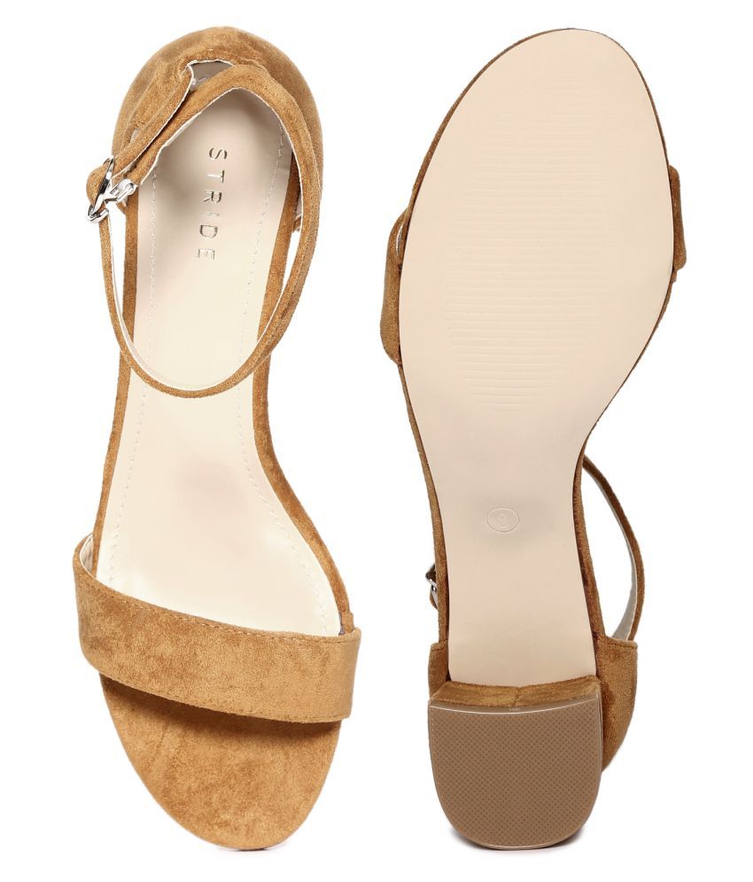 comfortable brown flats