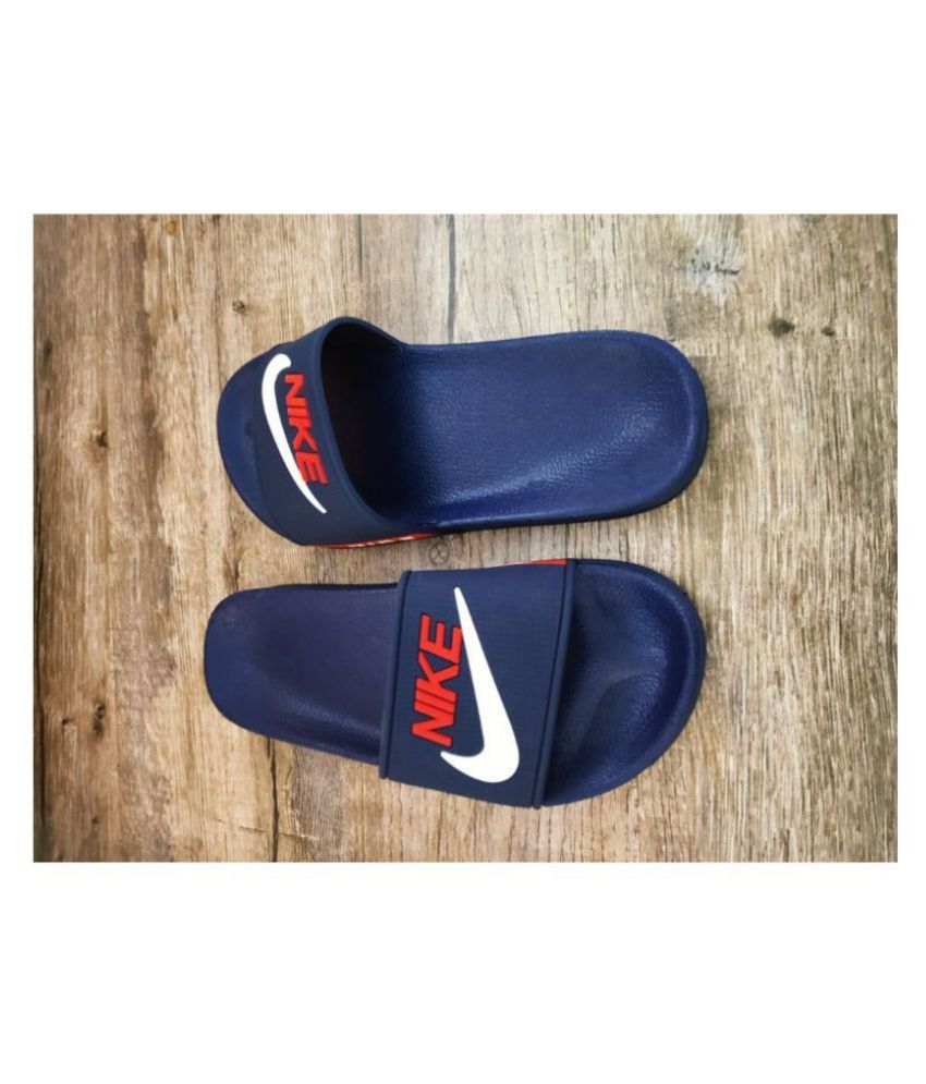 nike flip flops blue