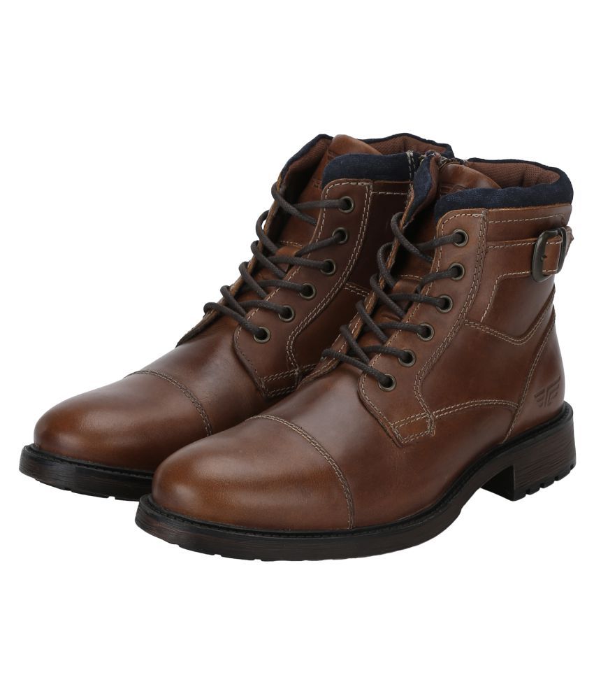 red tape trekking shoes