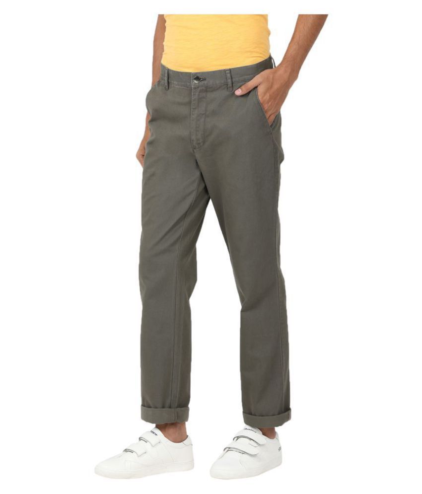 regular fit chinos